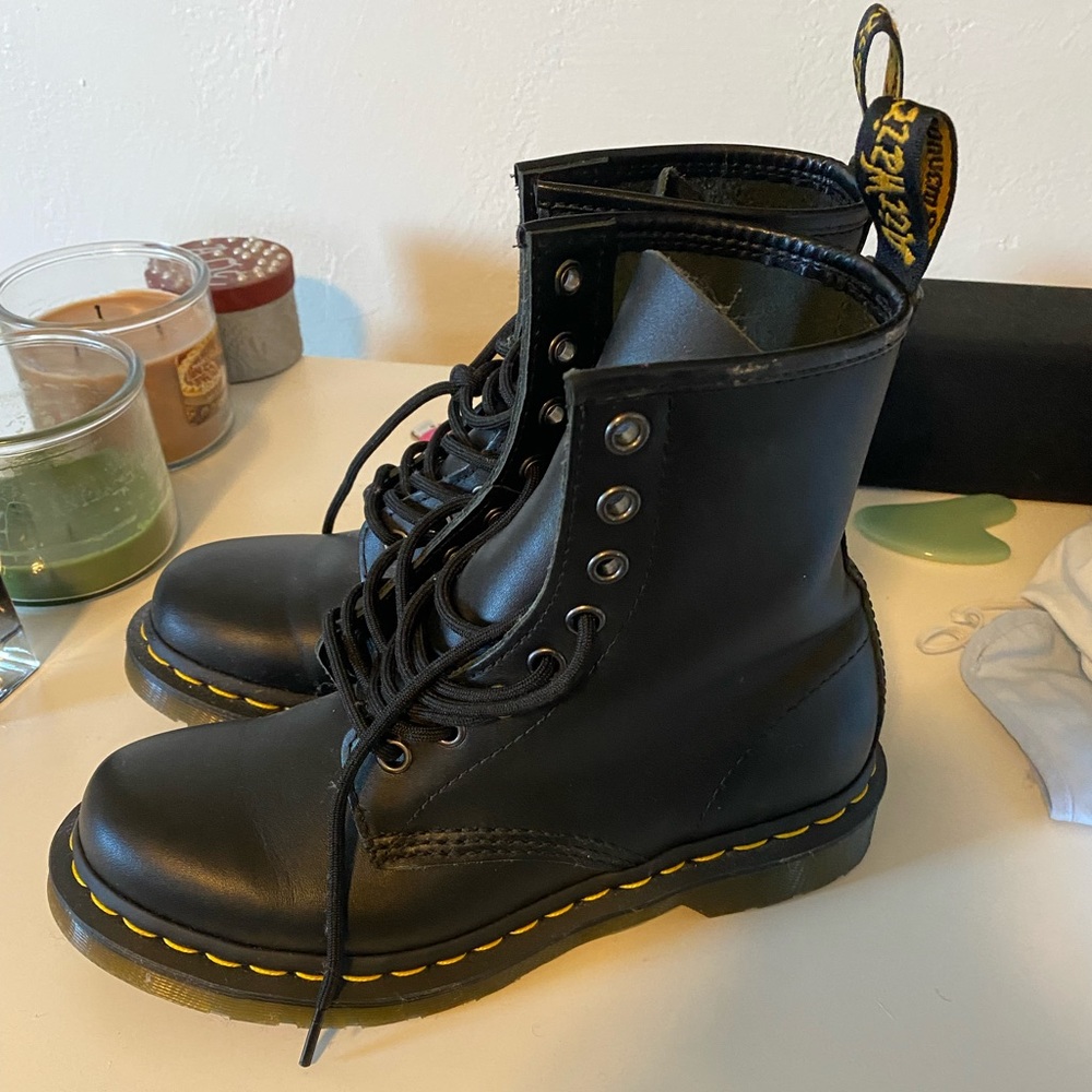 Dr marten lace up boots